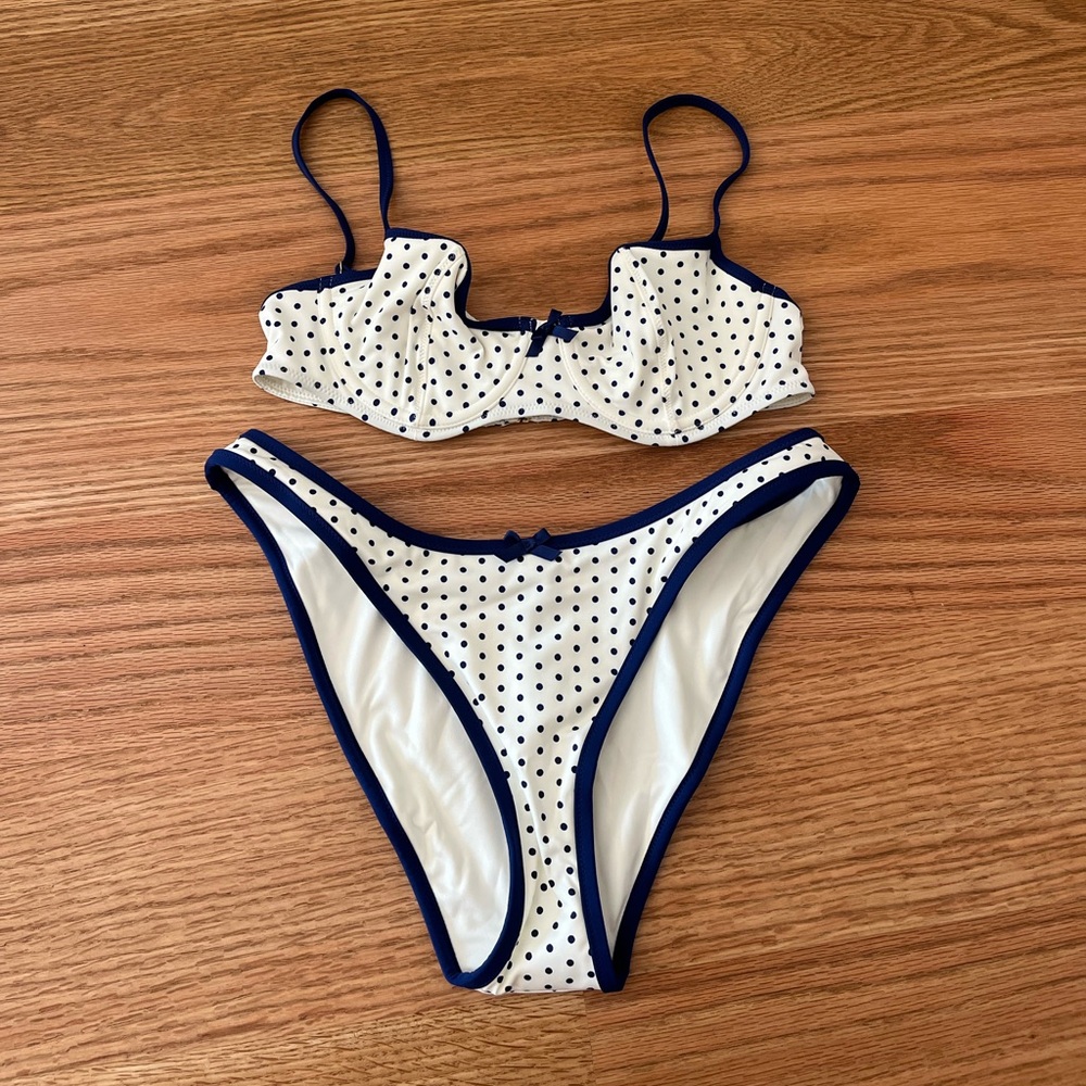 Frankie’s bikini set